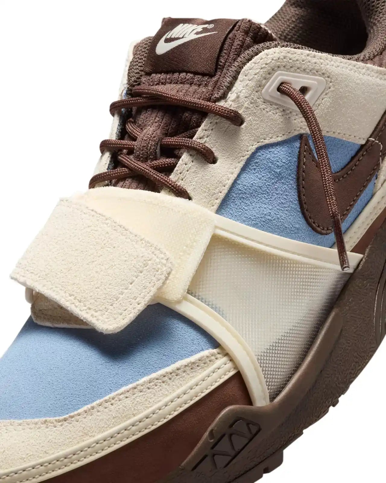 Travis Scott x Nike Zoom Field Jaxx Leche Blue