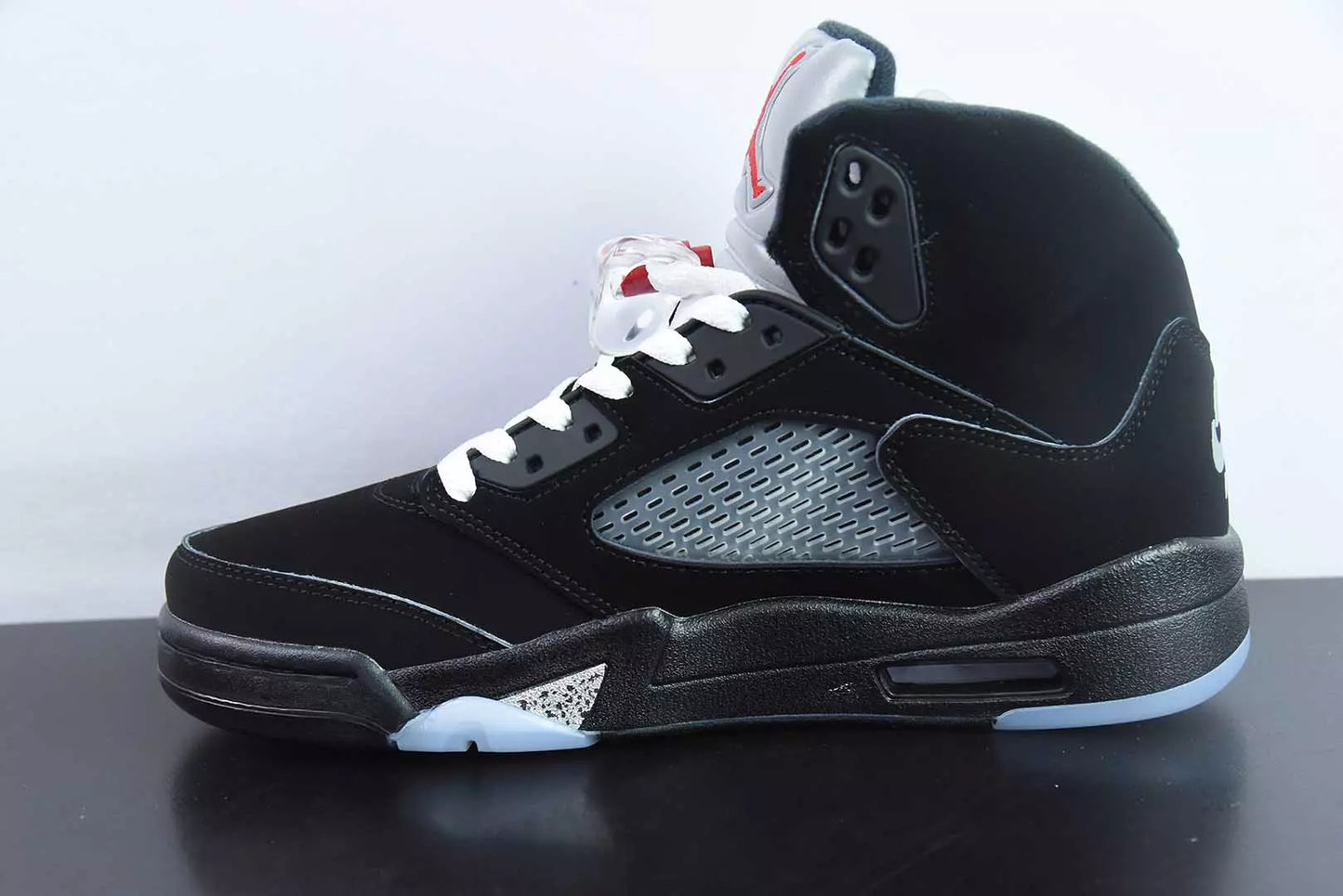 Jordan 5 Retro Black Metallic