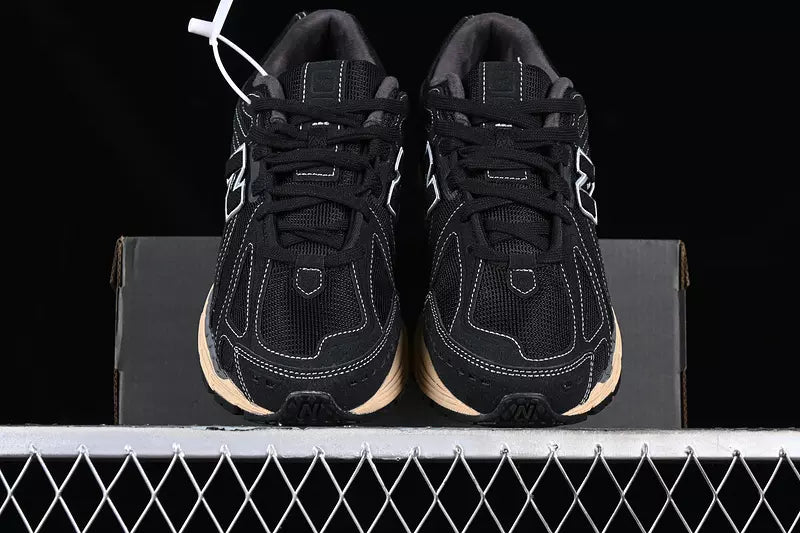 New Balance 1906R Black Taos Taupe