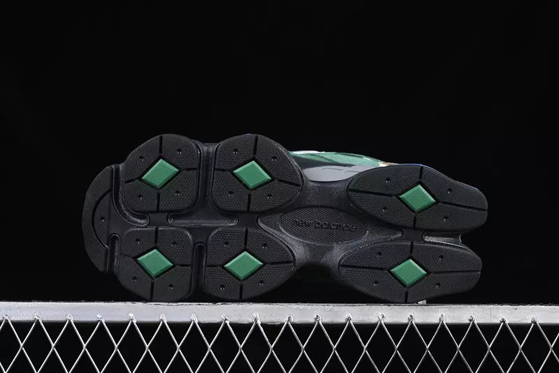 New Balance 9060 Forest Green