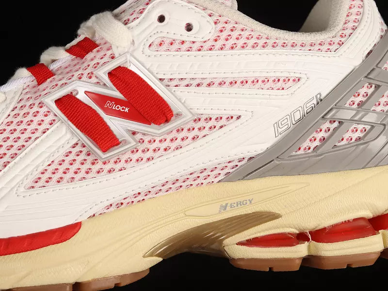 New Balance 1906R Sea Salt True Red