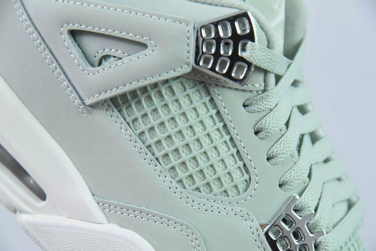 Air Jordan 4 Seafoam Sail