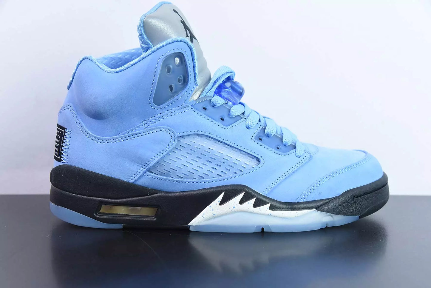 Jordan 5 Retro University Blue