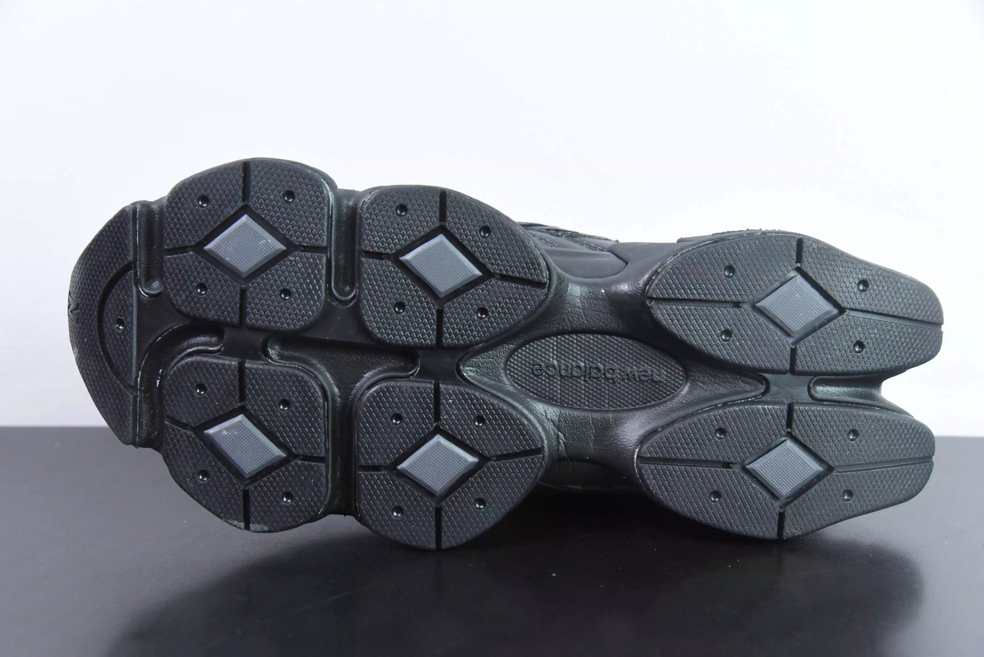 New Balance 9060 Triple Black
