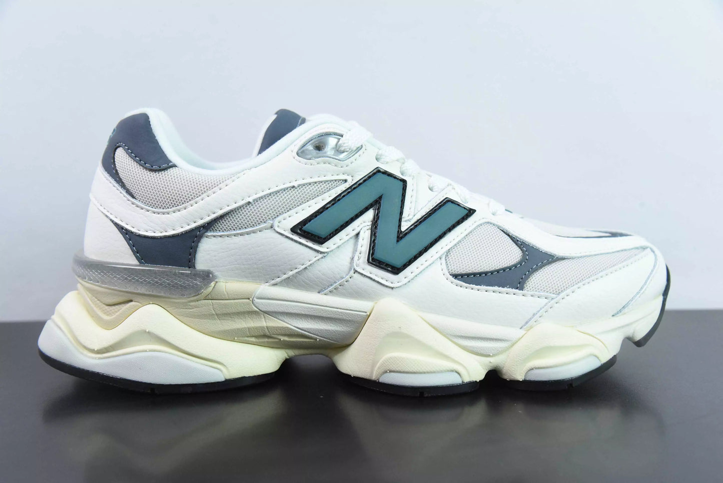 New Balance 9060 New Spruce