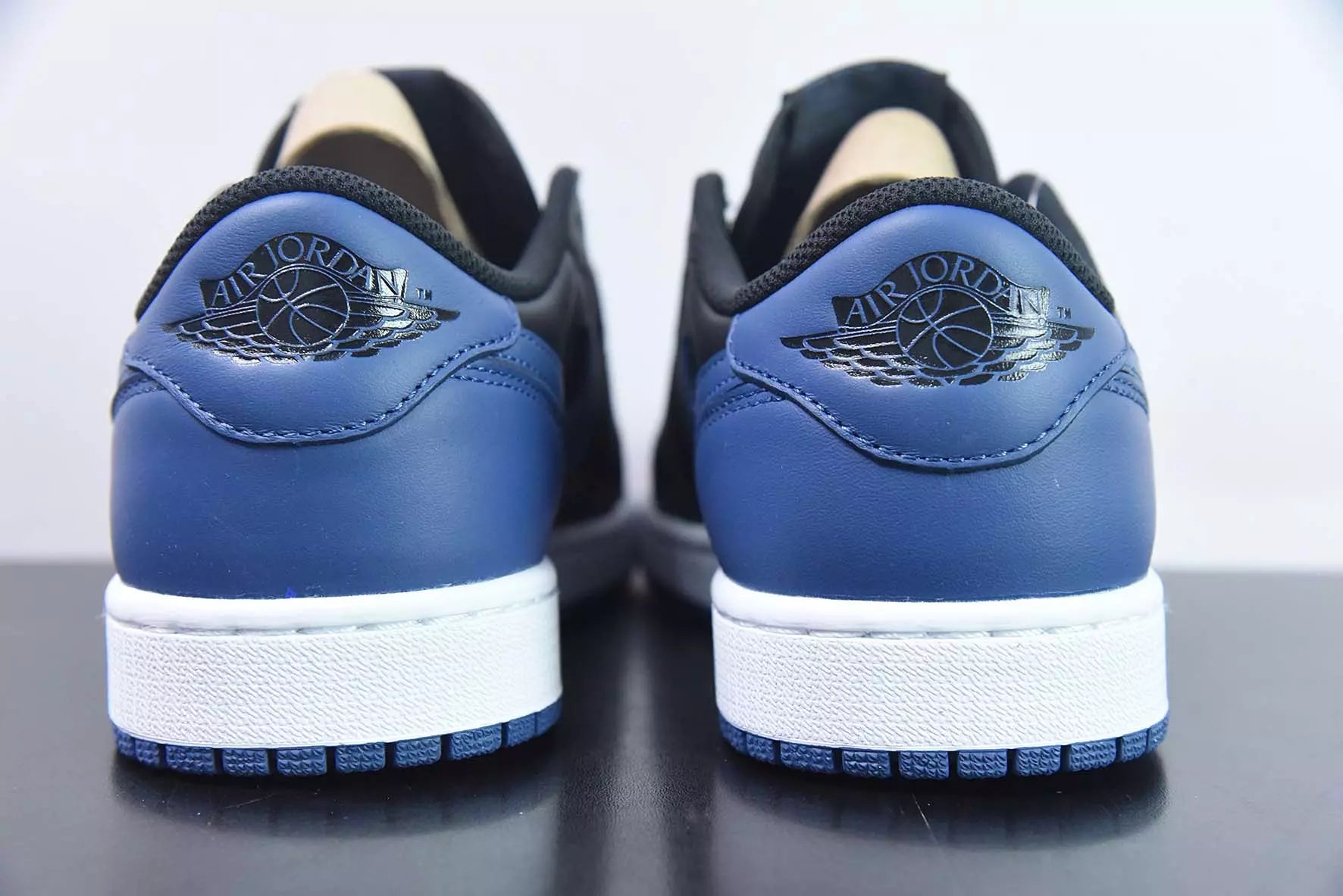 Air Jordan 1 Retro Low OG ‘Mystic Navy’