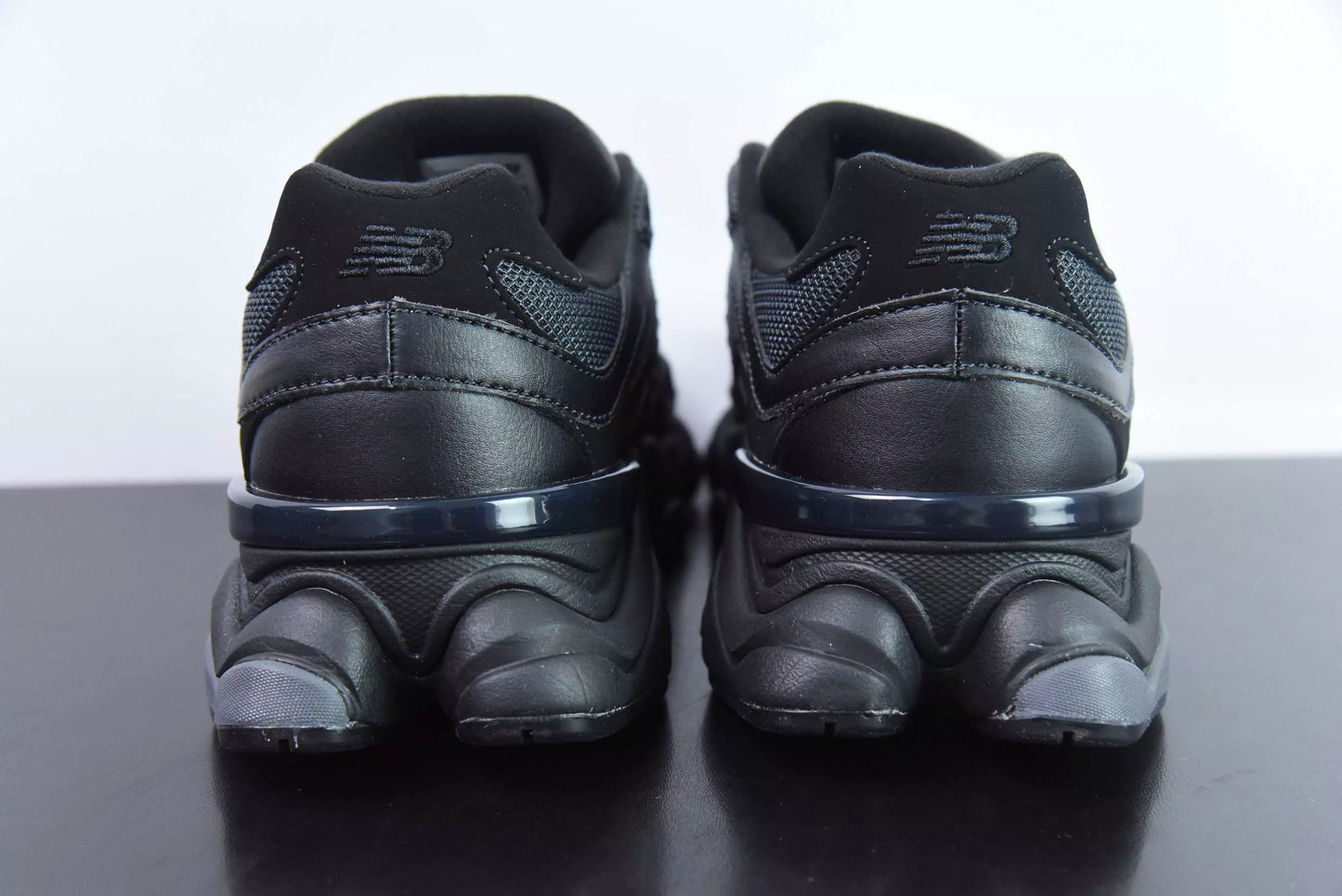 New Balance 9060 Triple Black