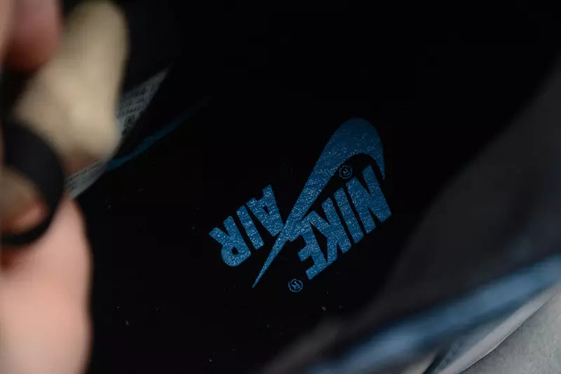 Jordan 1 Retro High White University Blue Black