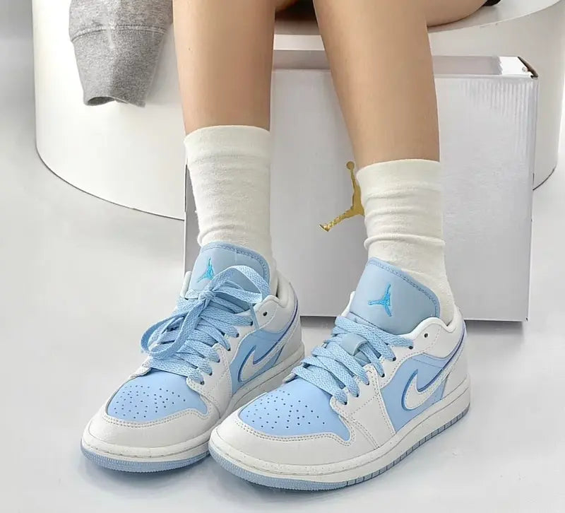 Air Jordan 1 Low Ice Blue