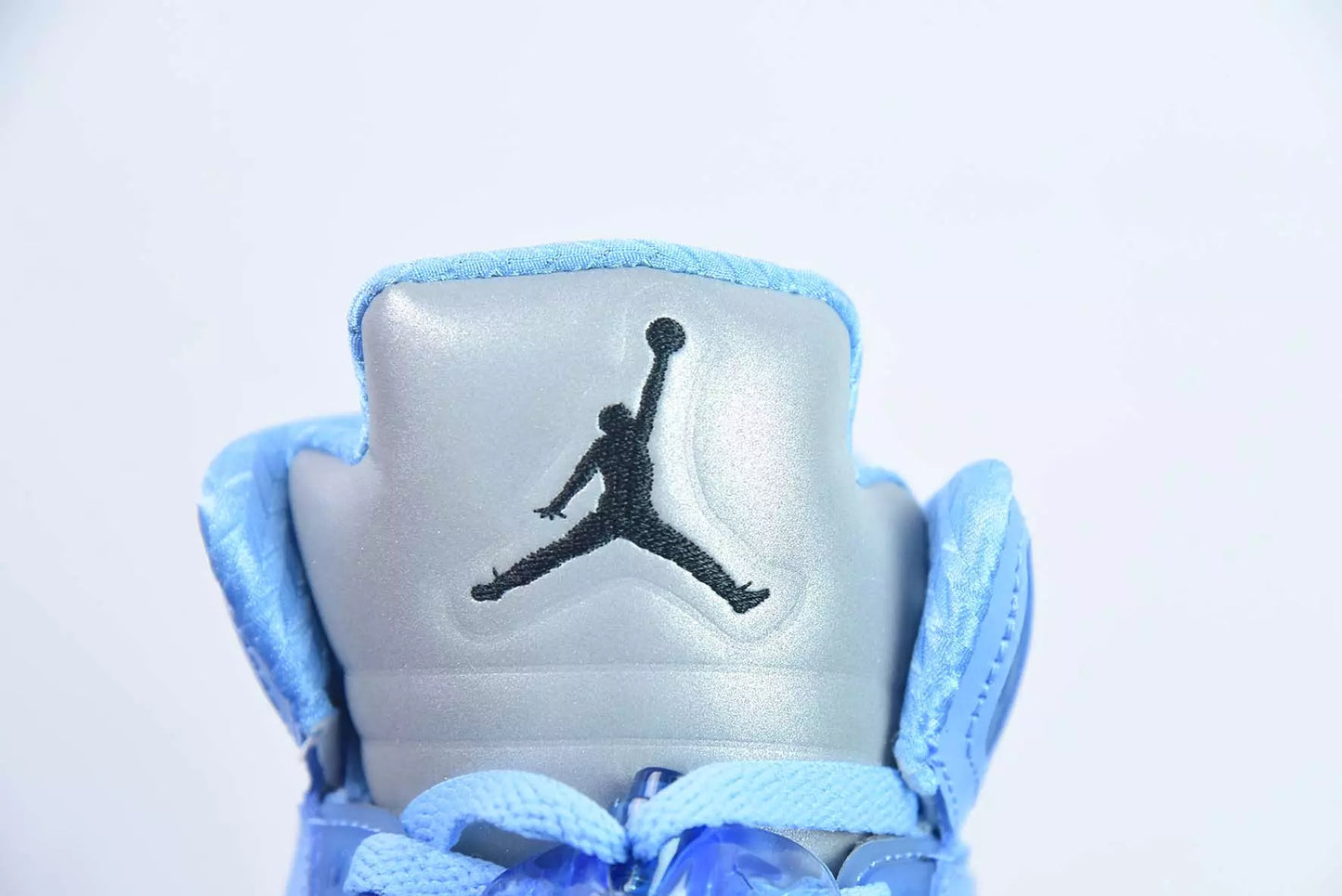 Jordan 5 Retro University Blue