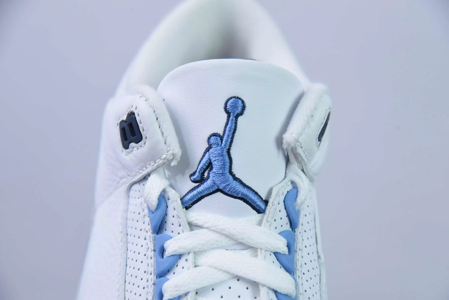 Jordan 3 Retro UNC