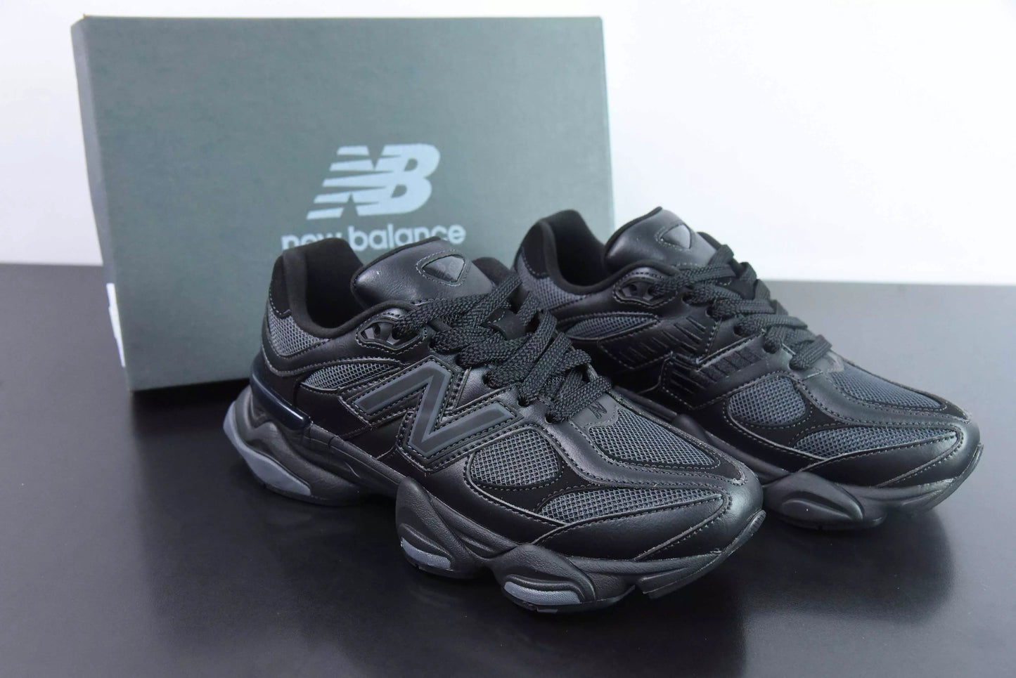 New Balance 9060 Triple Black