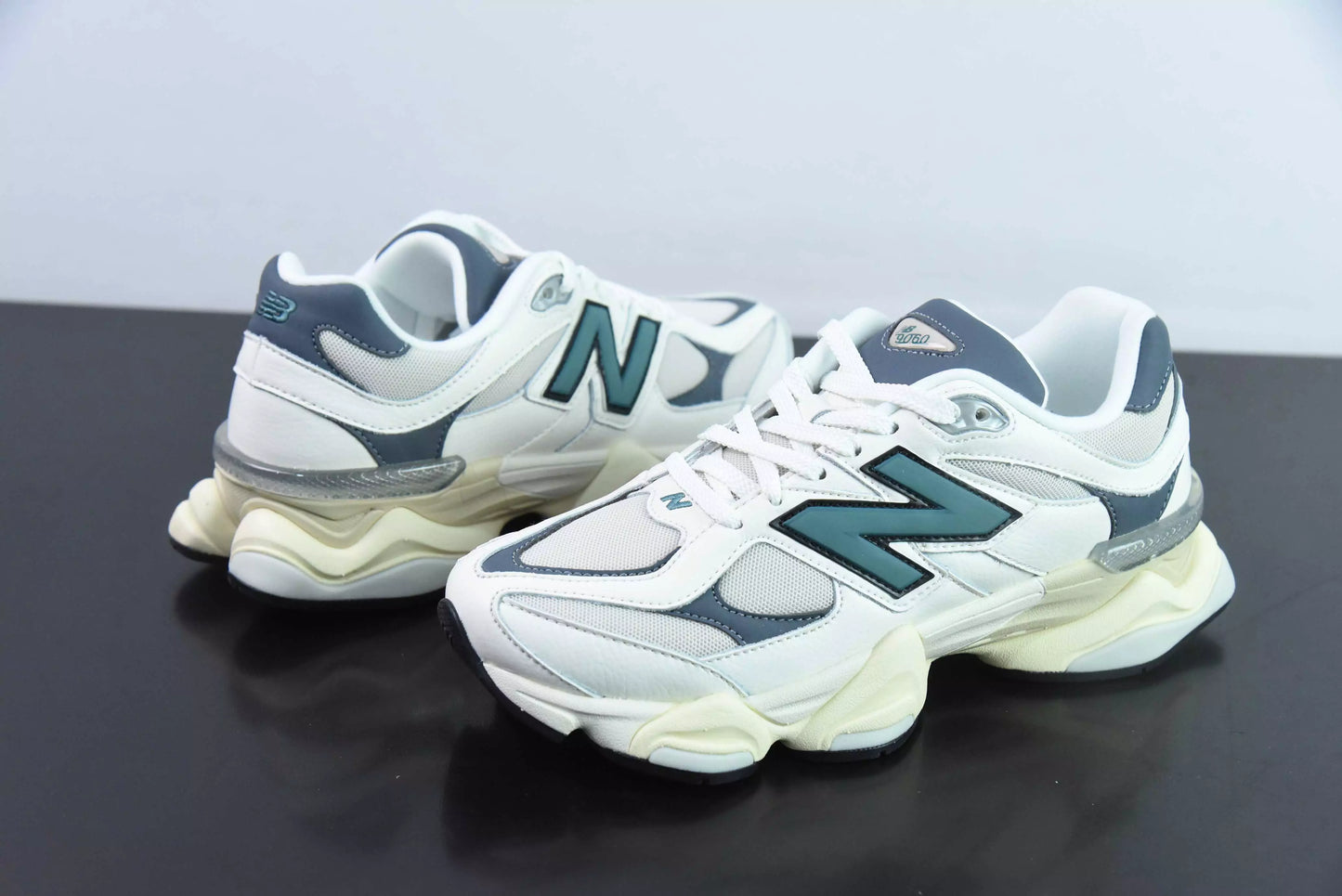 New Balance 9060 New Spruce