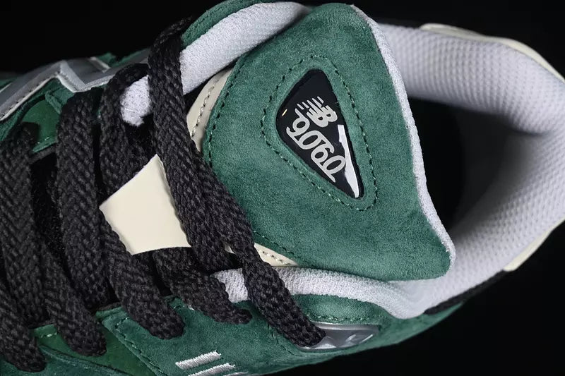 New Balance 9060 Forest Green