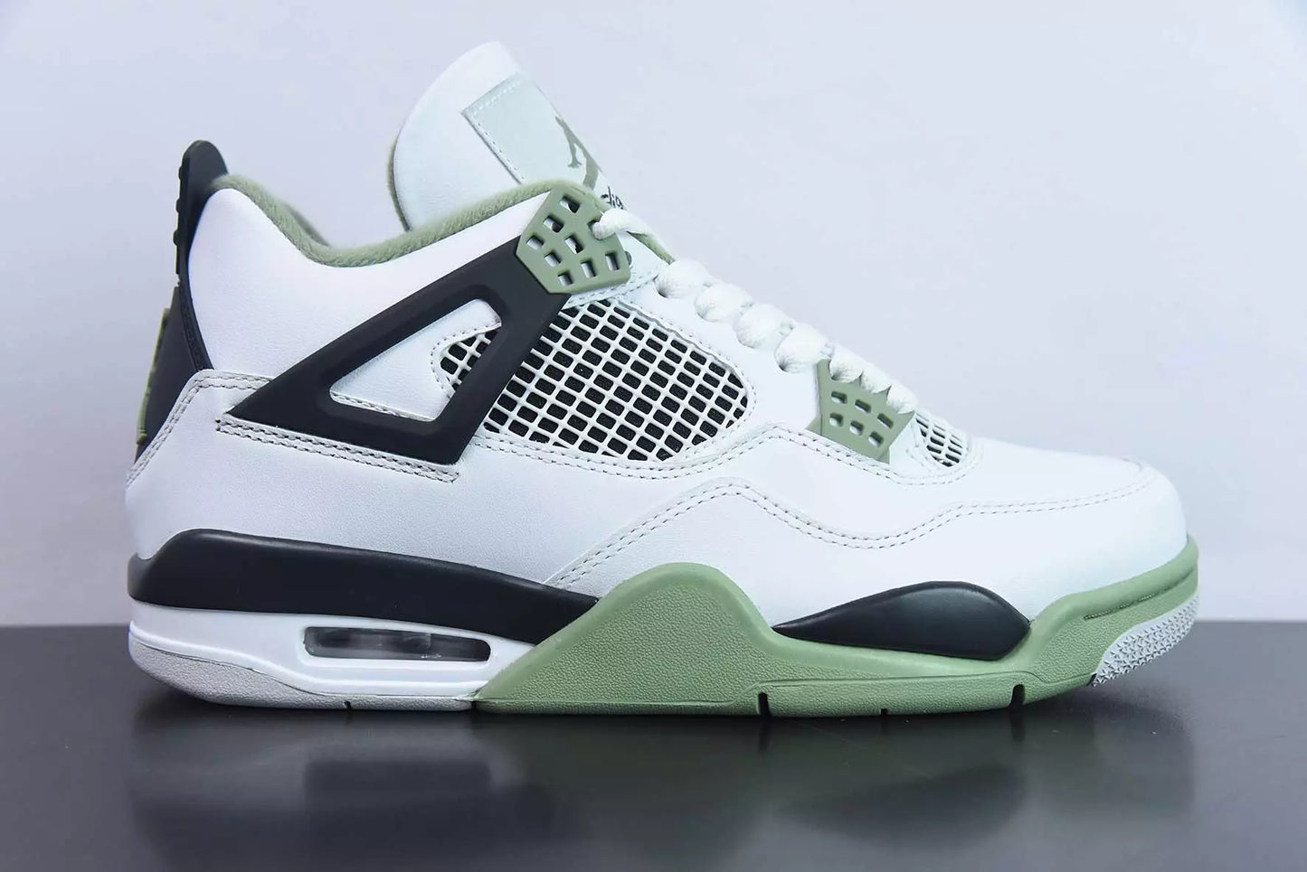 Jordan 4 Retro Seafoam