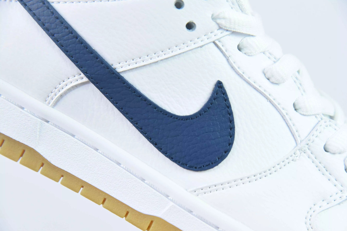 Dunk Low Pro ISO Orange Label White Navy
