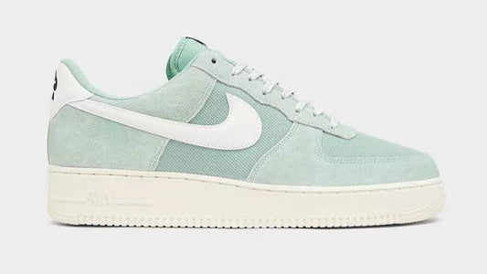 Tênis Verde Nike Air Force 1 07 LV8 Certified Fresh Enamel Green Capa do Produto