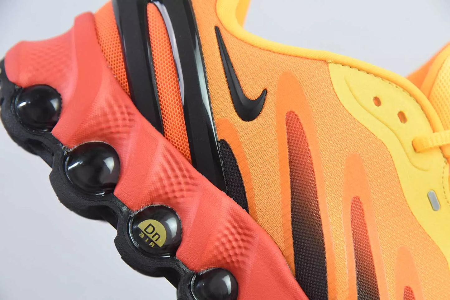 Nike Air Max Dn8 Laser Orange Black