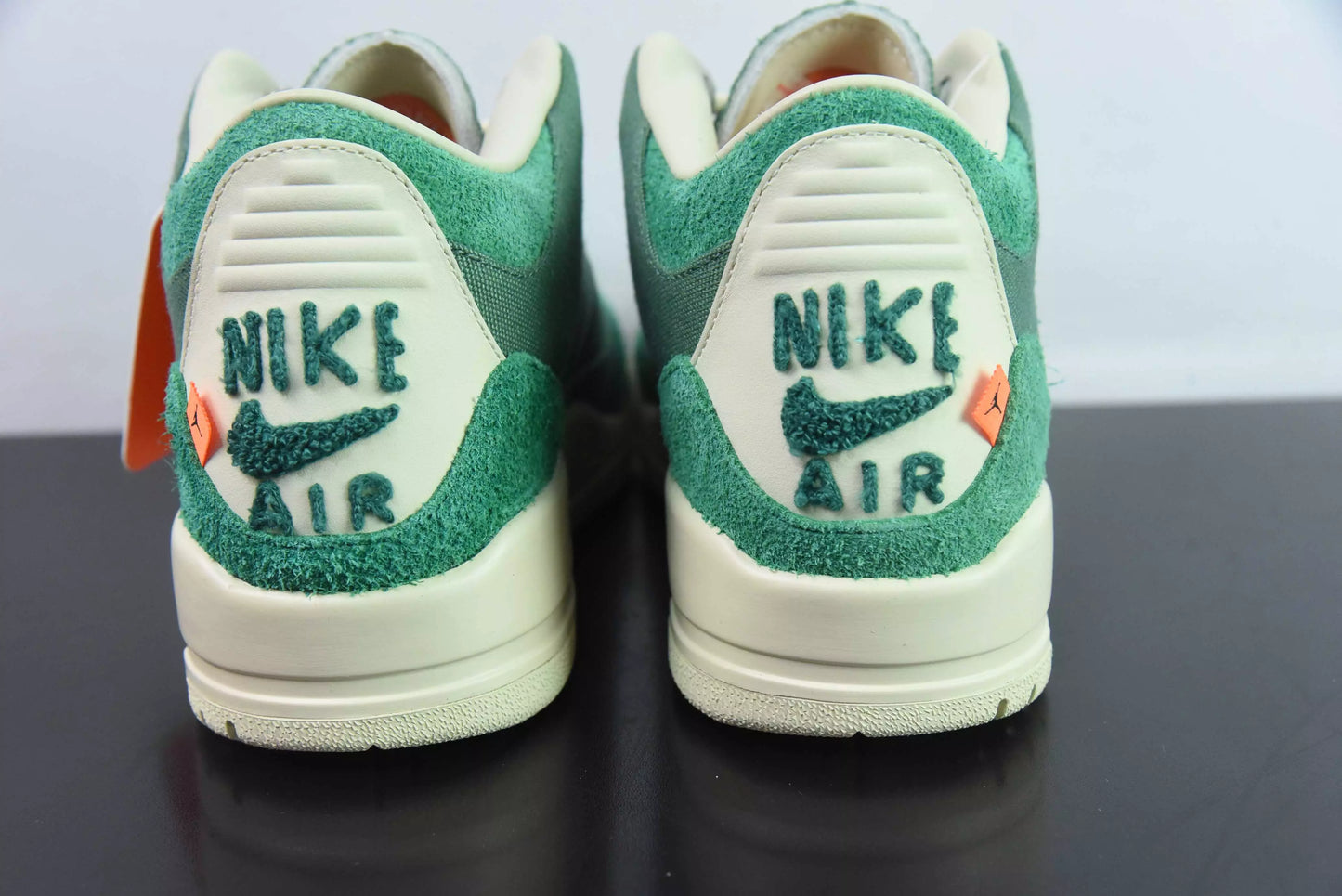 Jordan 3 Retro SP Nina Chanel Abney