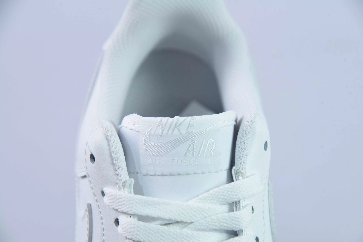 Nike Air Force 1 White