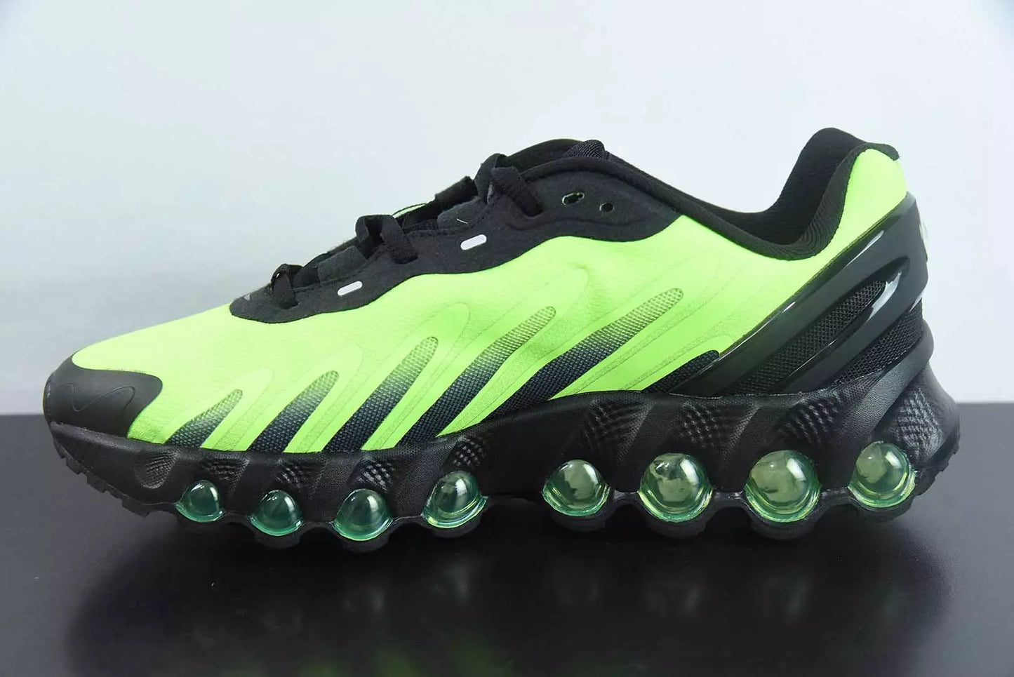 Nike Air Max Dn8 Black Green Strike Volt