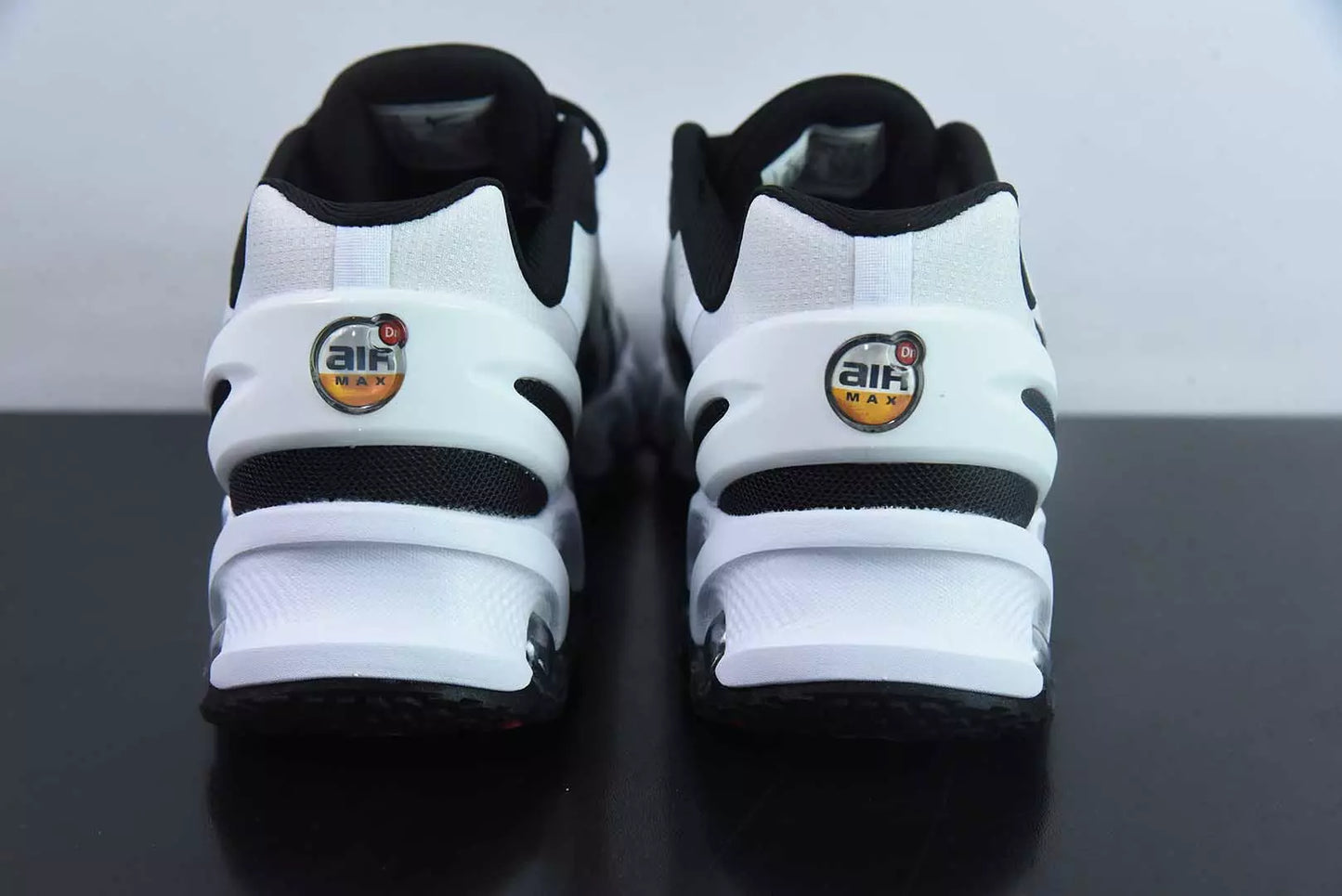Nike Air Max Dn8 Panda