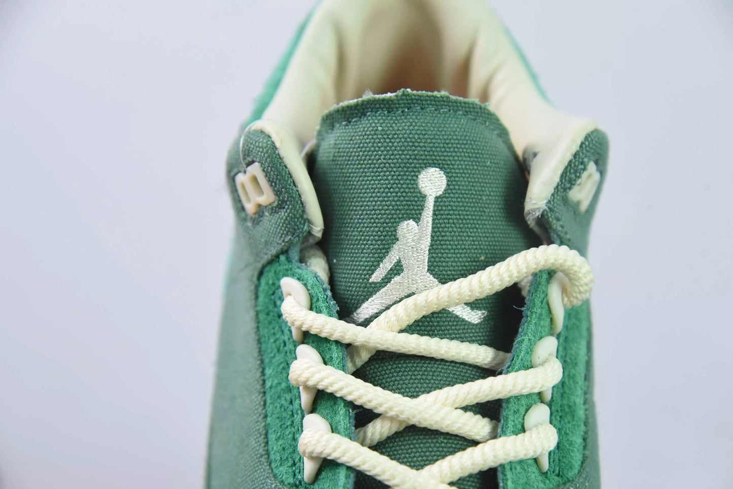 Jordan 3 Retro SP Nina Chanel Abney