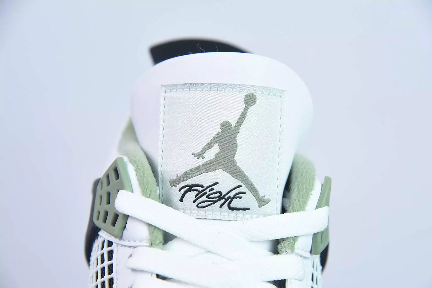 Jordan 4 Retro Seafoam