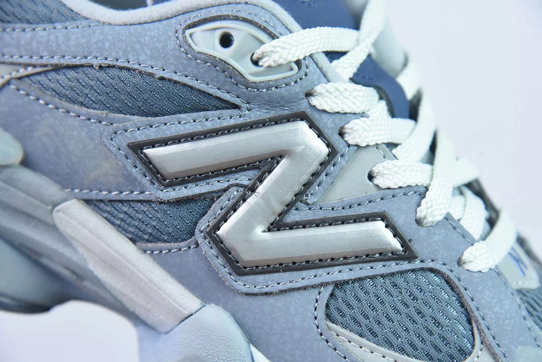 New Balance 9060 Moon Daze