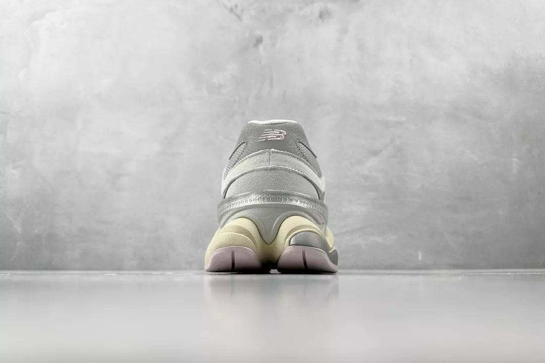 New Balance 9060 Grey Lilac