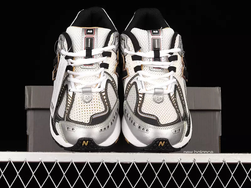 New Balance 1906R White Gold