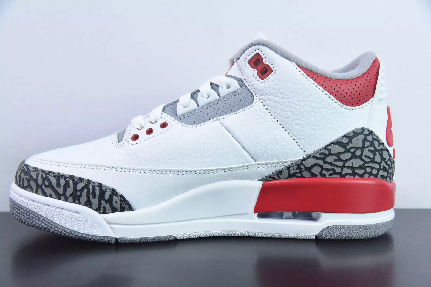 Jordan 3 Retro Fire Red