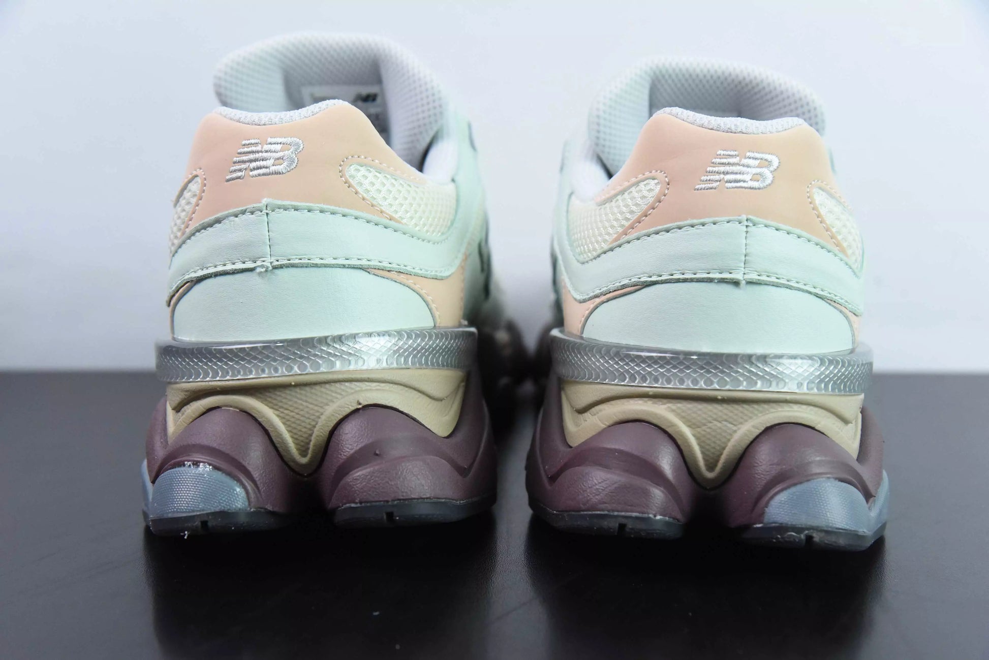 New Balance 9060 Clay Ash