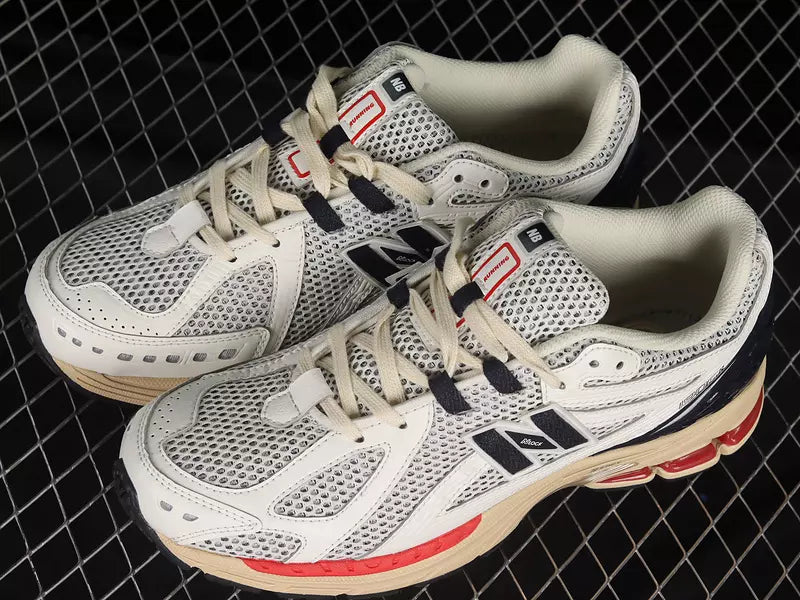 New Balance 1906R Sea Salt Eclipse