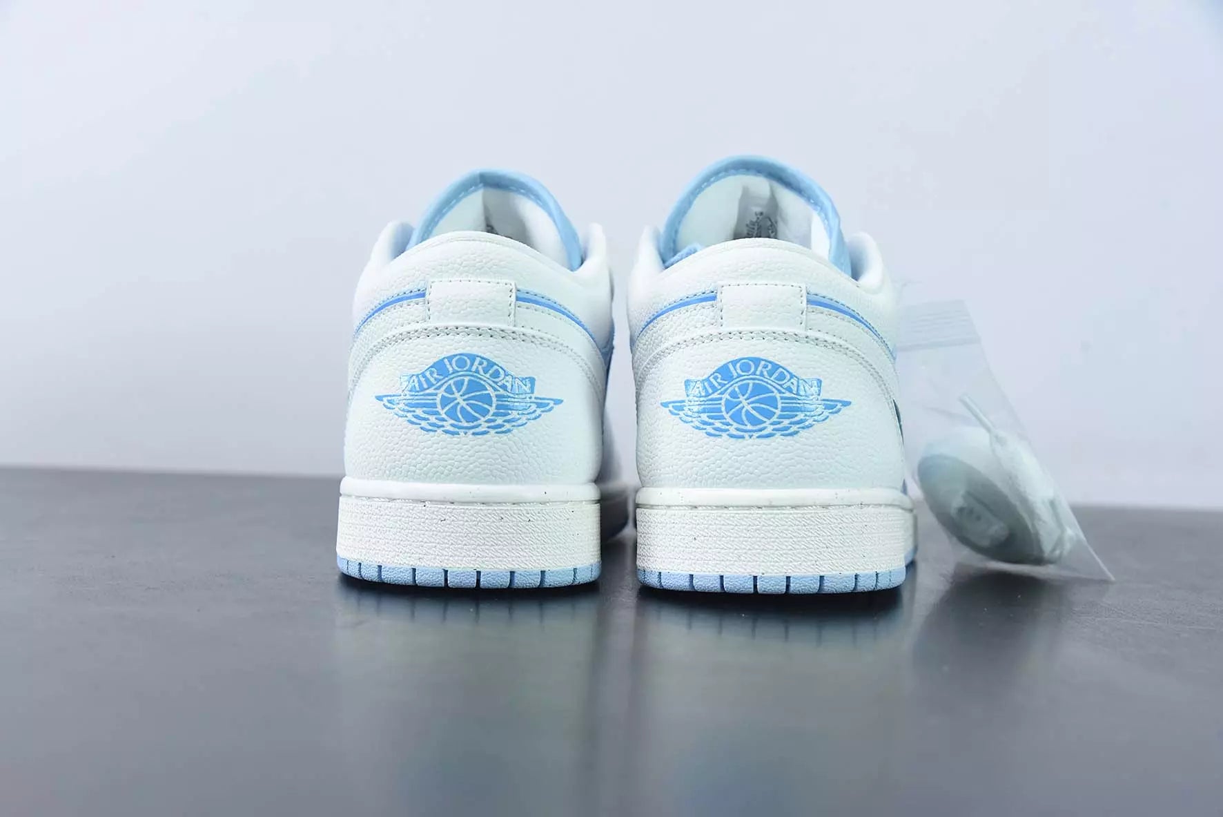 Air Jordan 1 Low Ice Blue