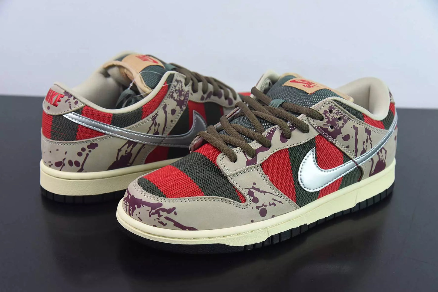 Nike Dunk Low Freddy Krueger