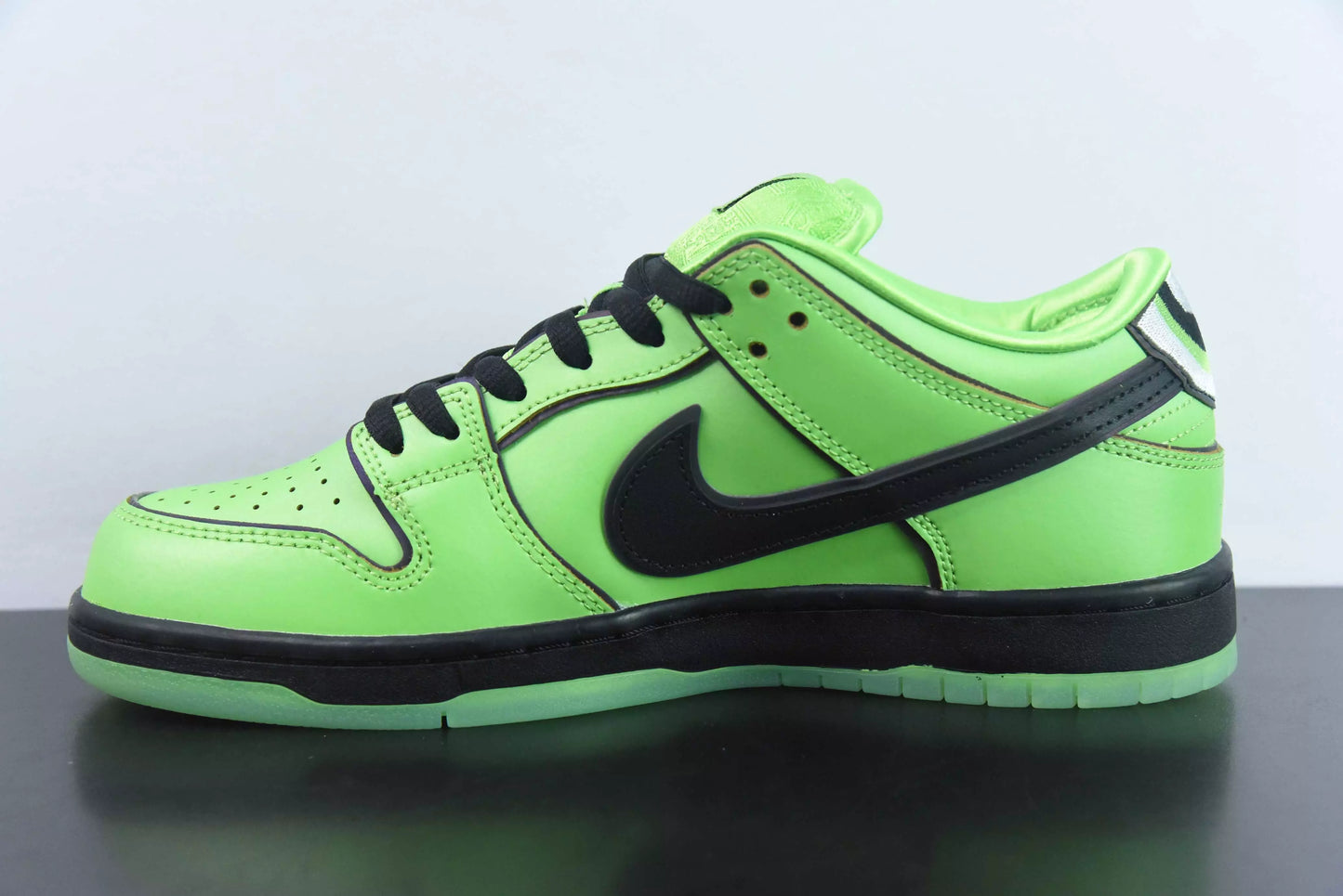 Nike SB Dunk Low The Powerpuff Girls Buttercup
