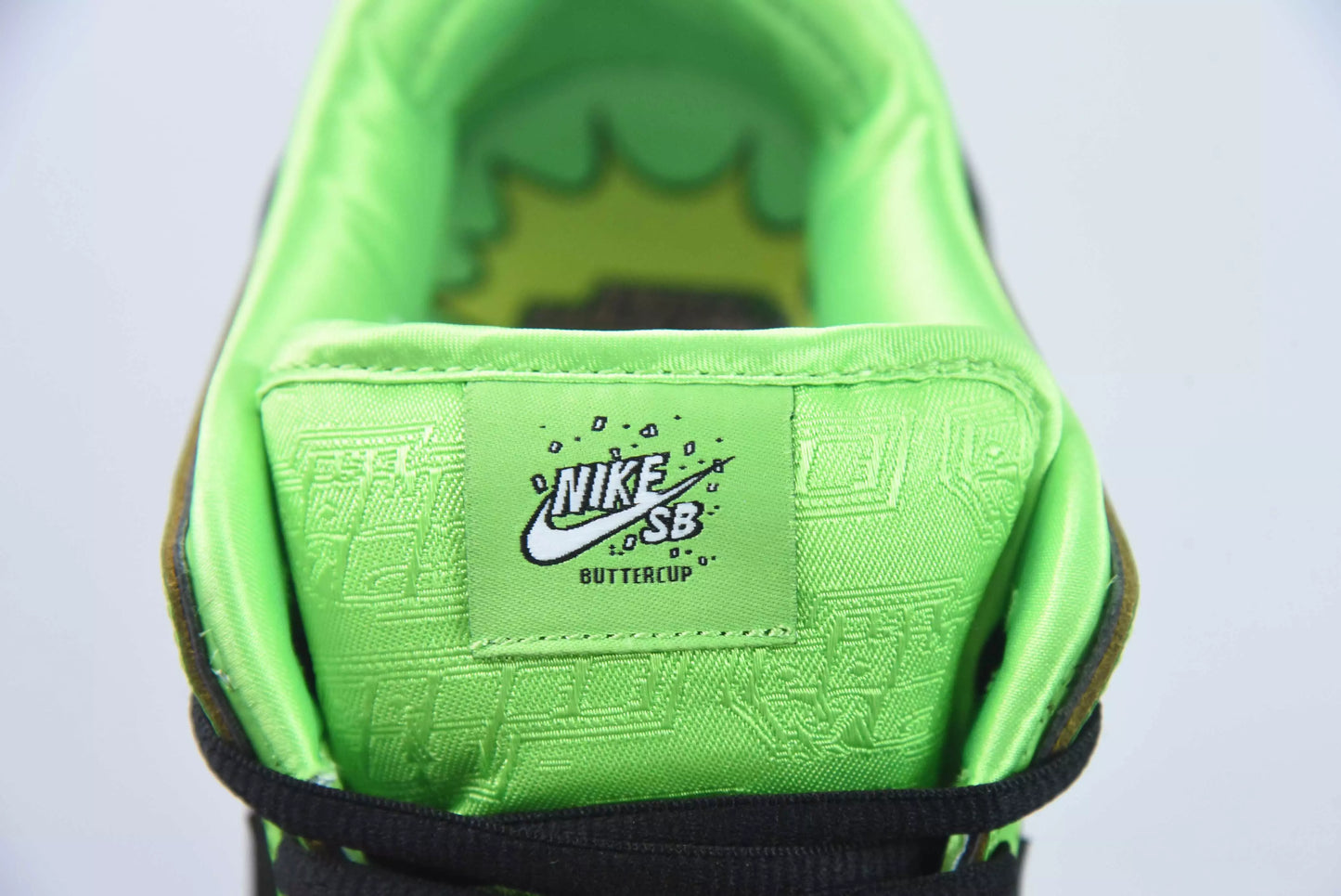 Nike SB Dunk Low The Powerpuff Girls Buttercup
