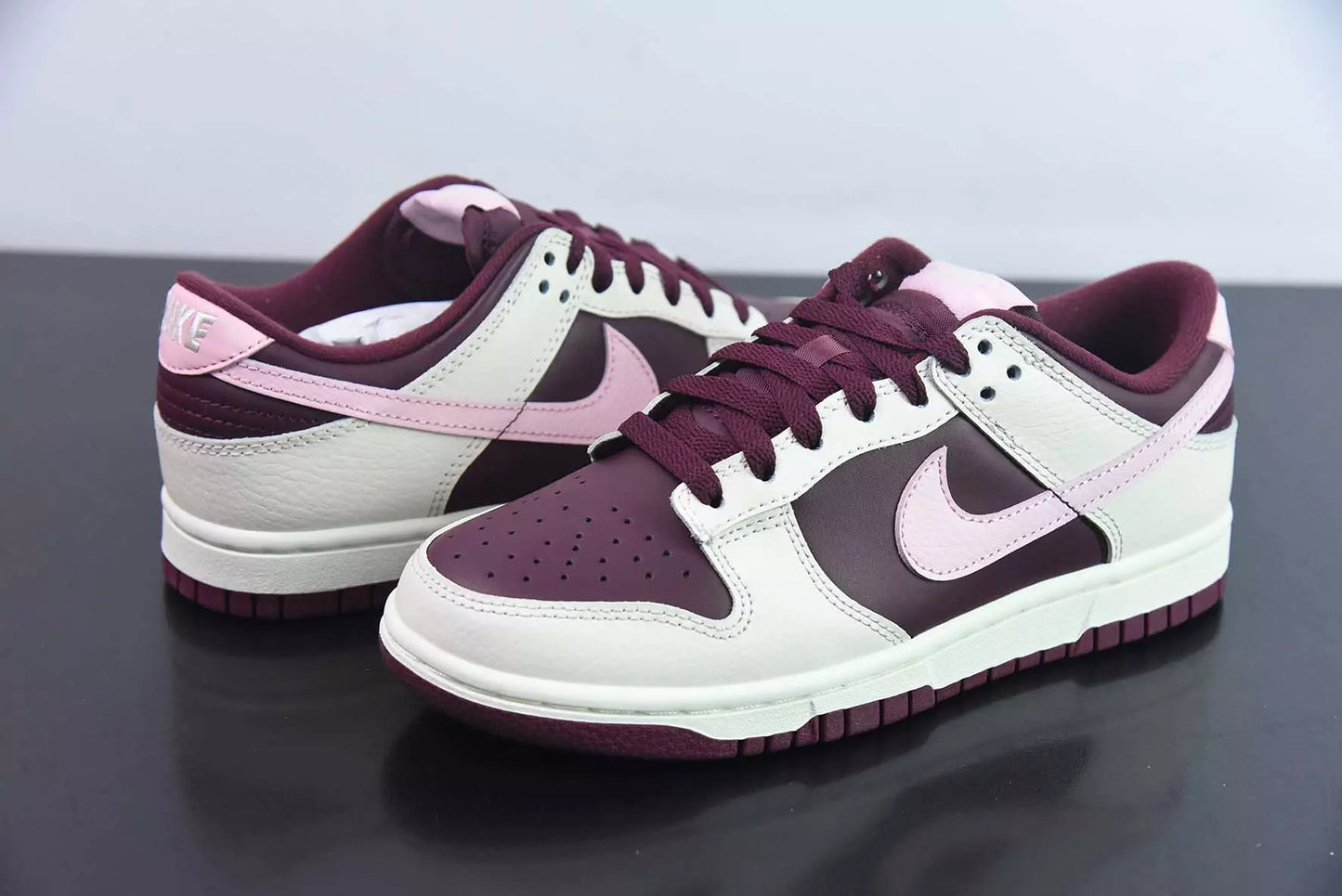 Nike Dunk Low Valentine’s Day