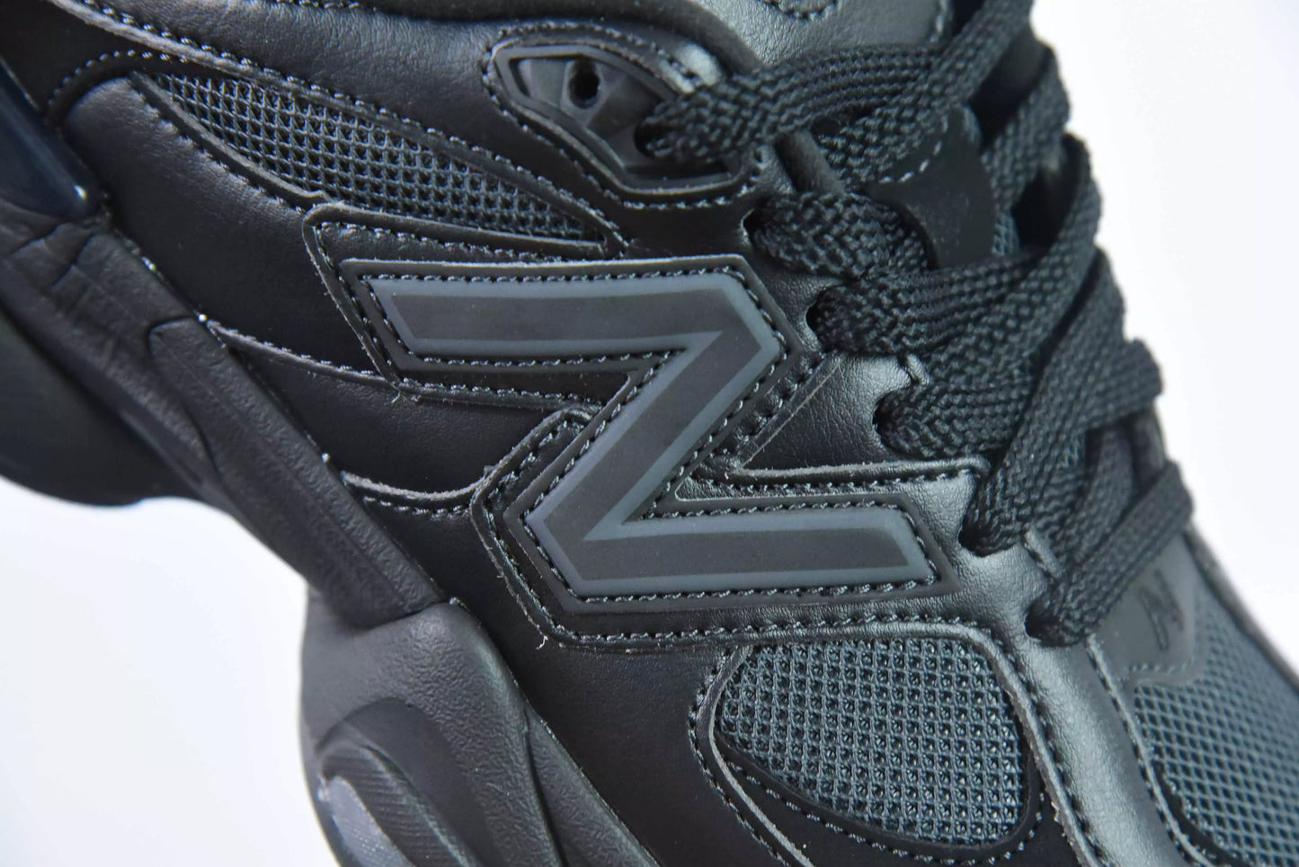 New Balance 9060 Triple Black