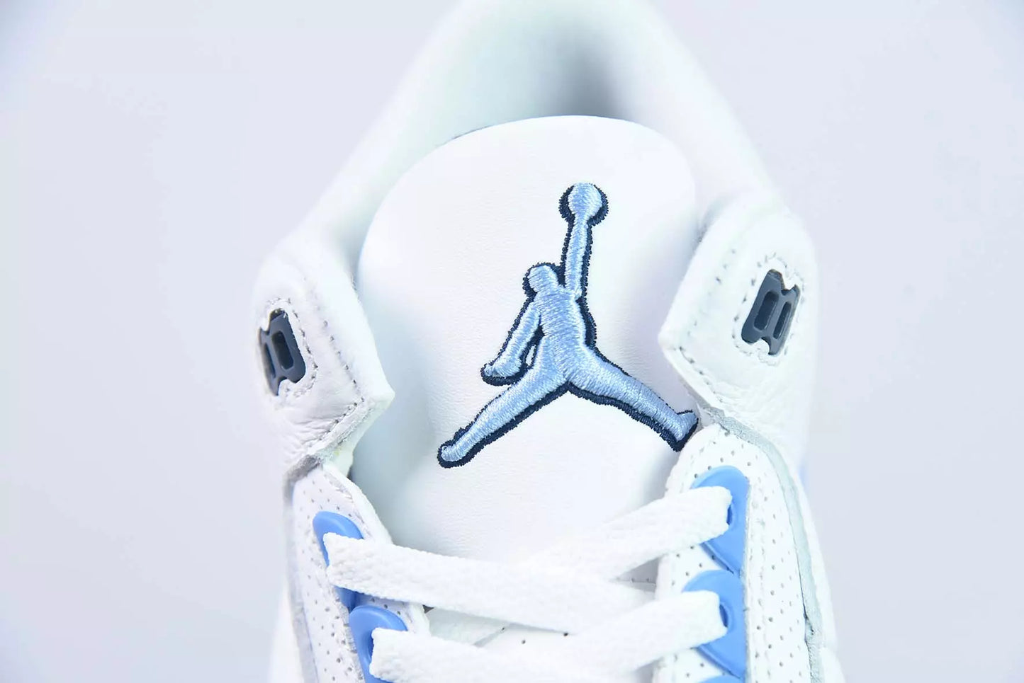 Jordan 3 Retro Racer Blue
