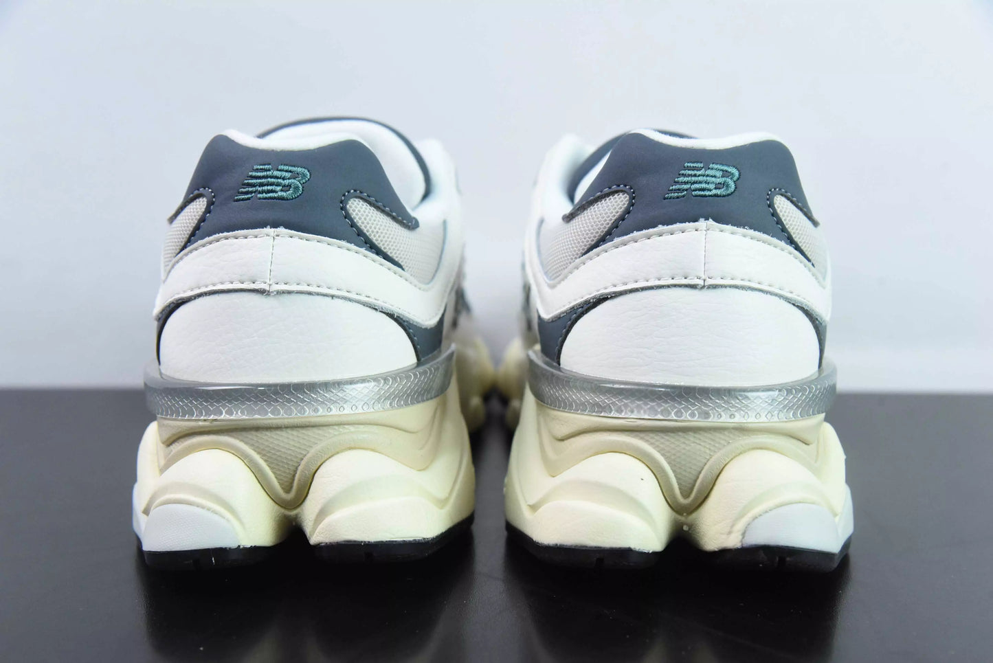 New Balance 9060 New Spruce