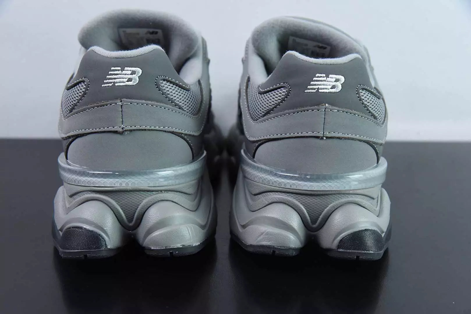 New Balance 9060 Shadow Grey Castlerock