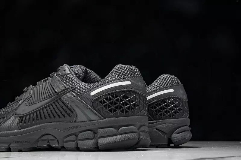 Nike Zoom Vomero 5 Anthracite