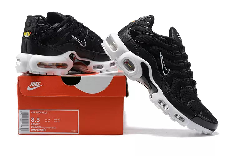 Air Max TN Plus "Oreo"