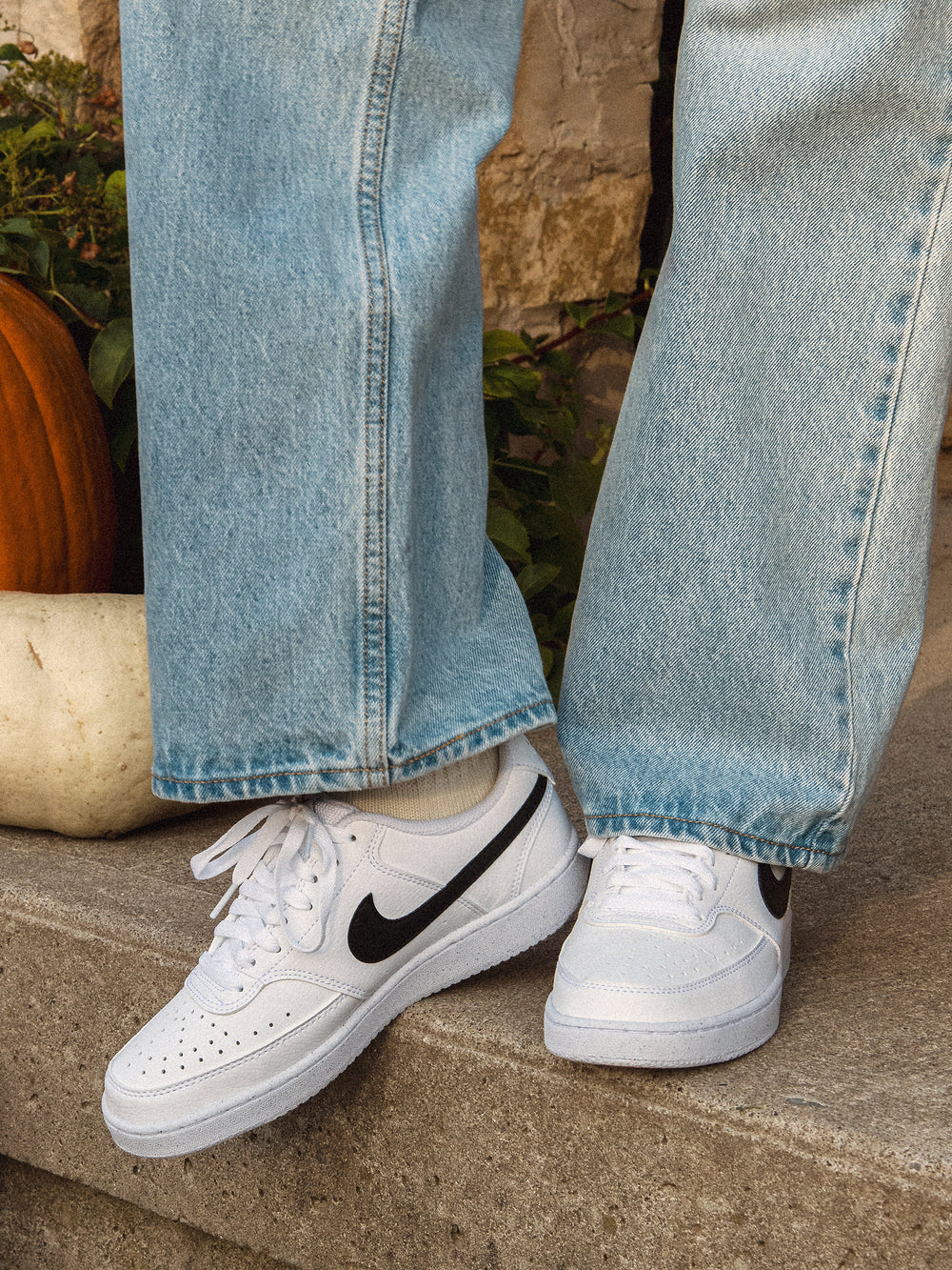 Court Vision Low Next Nature White Black