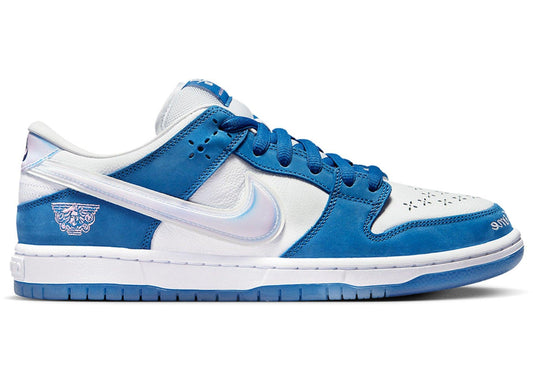 Tênis Nike Azul Dunk Low Born x Raised Block At a Time Visto Sendo Capa do Produto