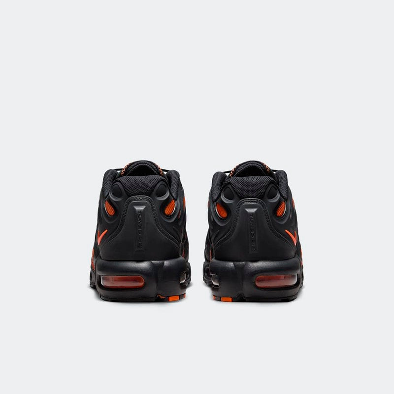 Nike Air Max Plus Drift "Hyper Crimson"