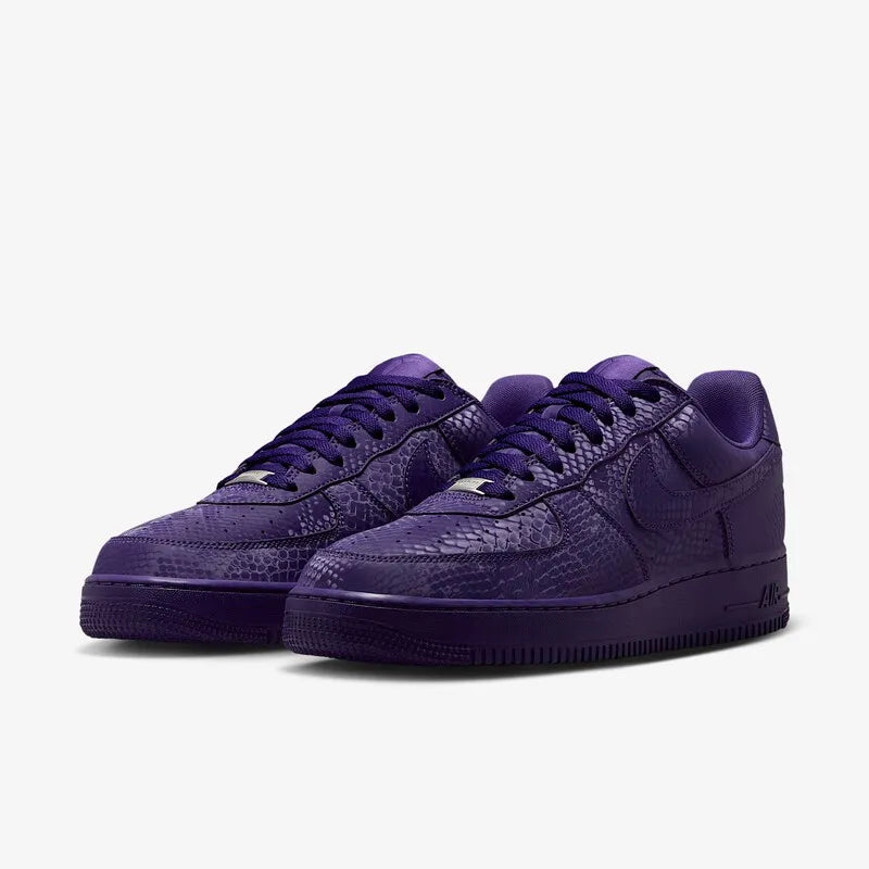 Tênis Roxo Nike Air Force 1 Low Kobe Bryant Court Purple Par de Frente