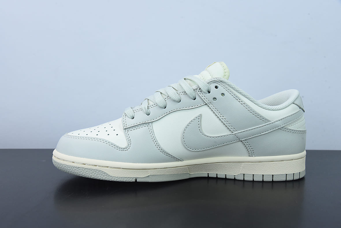 Nike Dunk Low Light Bone